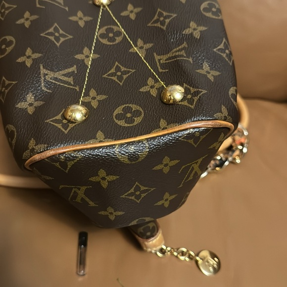 Louis Vuitton Tivoli PM - Picture 6 of 8